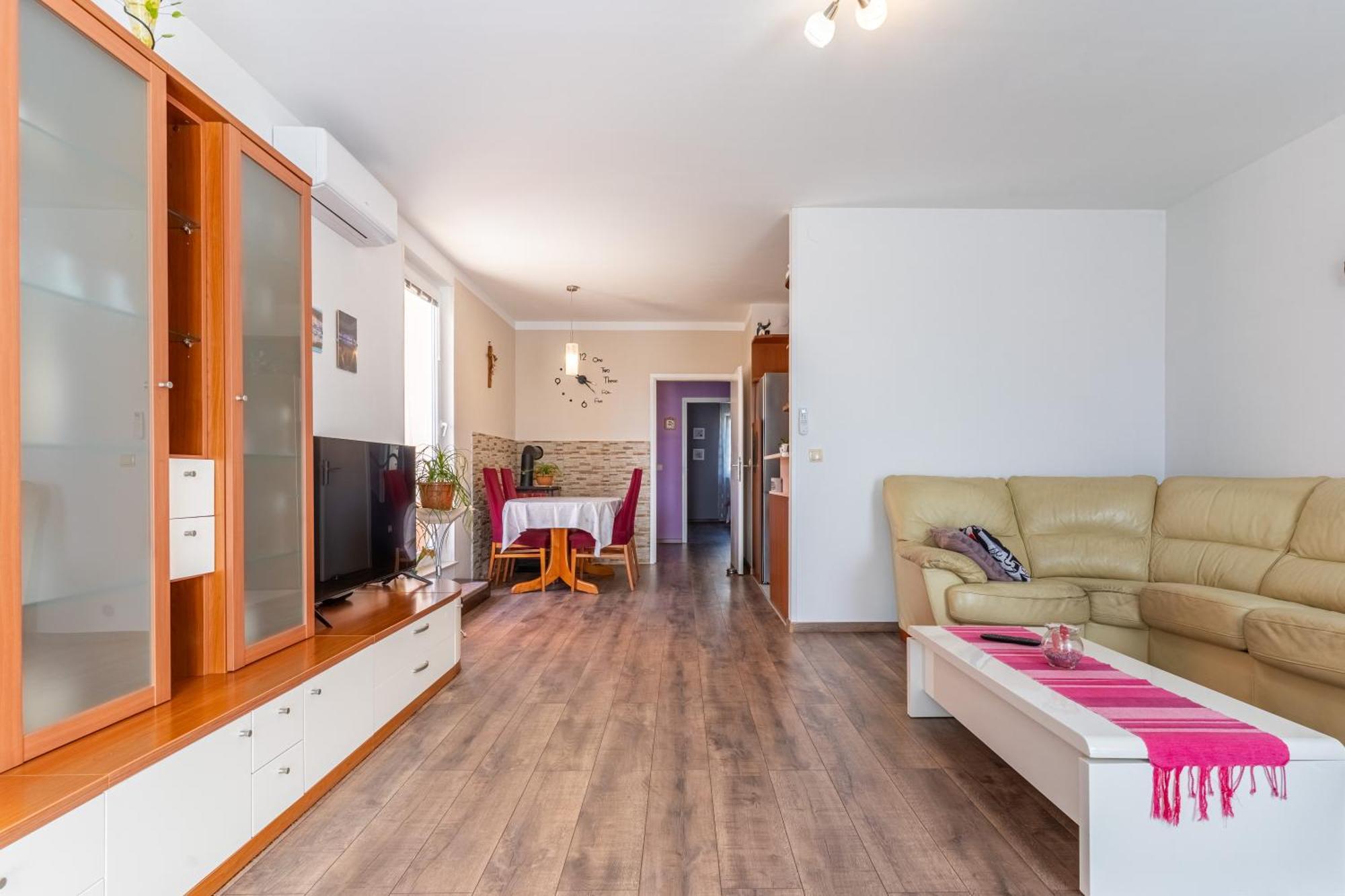 Apartman Laura Cres Eksteriør bilde