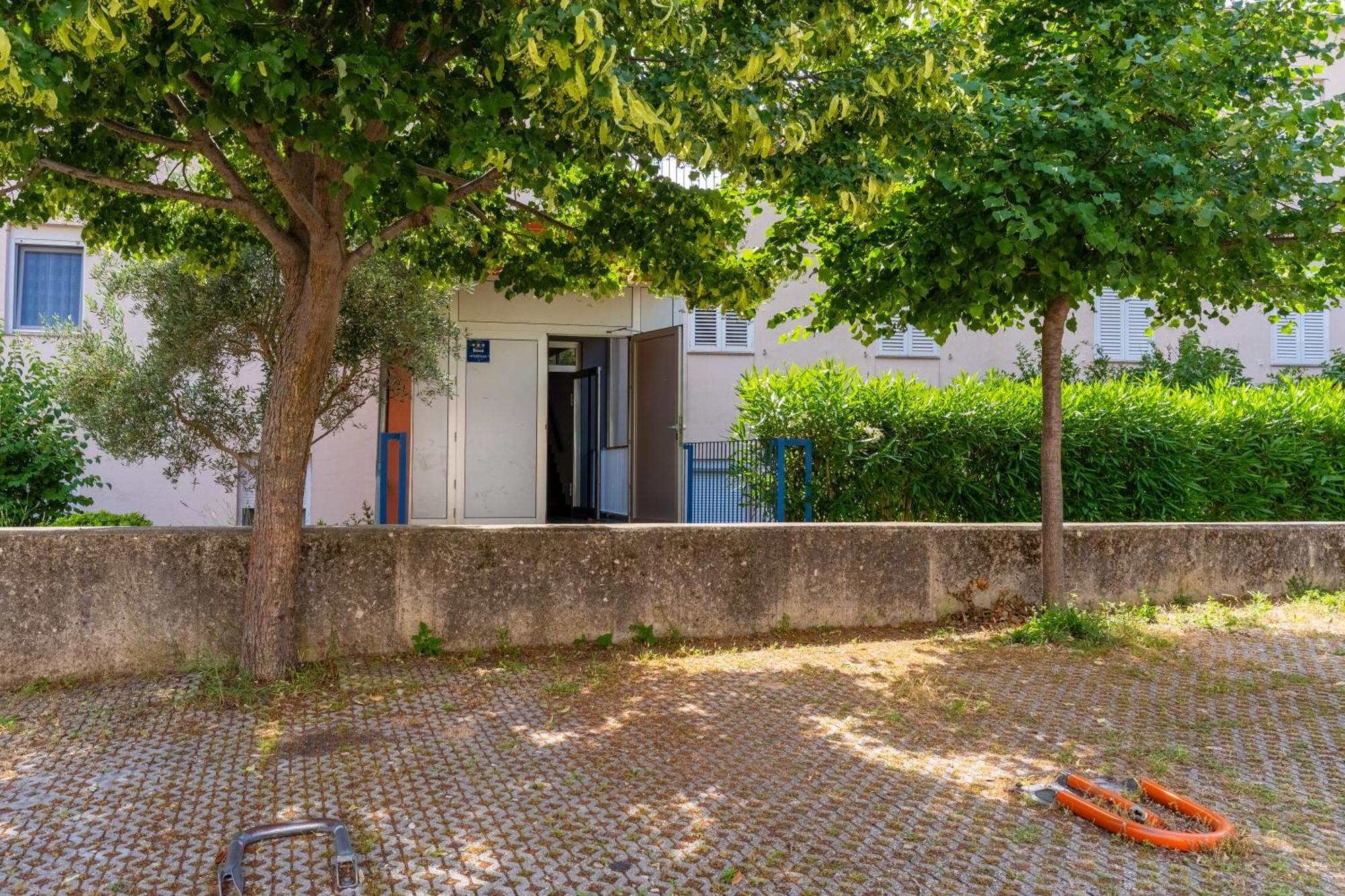 Apartman Laura Cres Eksteriør bilde